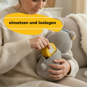 Lenabie Aaron (Bär) – das Audio-Kuscheltier mit herausnehmbarem Smart Speaker: Elternteil setzt das Audiomodul ein und macht es sofort startklar („einsetzen und loslegen“).